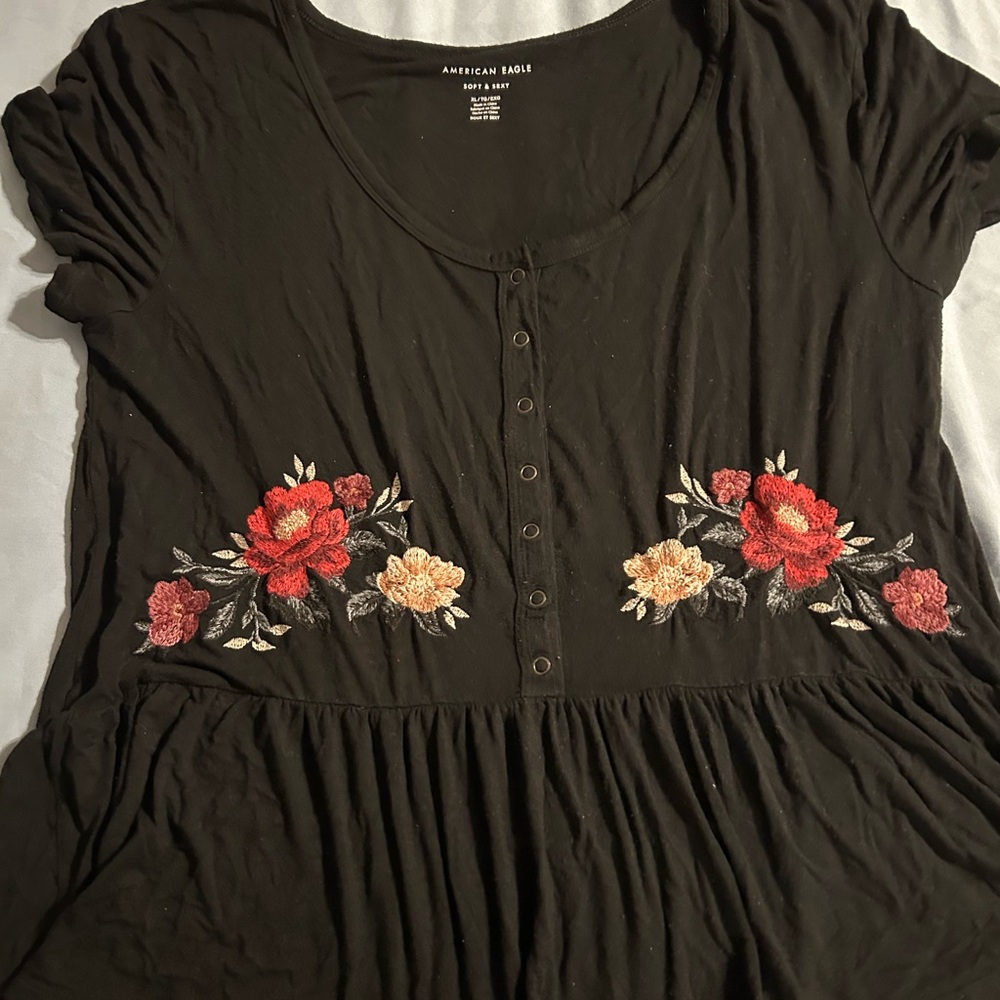 American Eagle soft and sexy floral peplum top